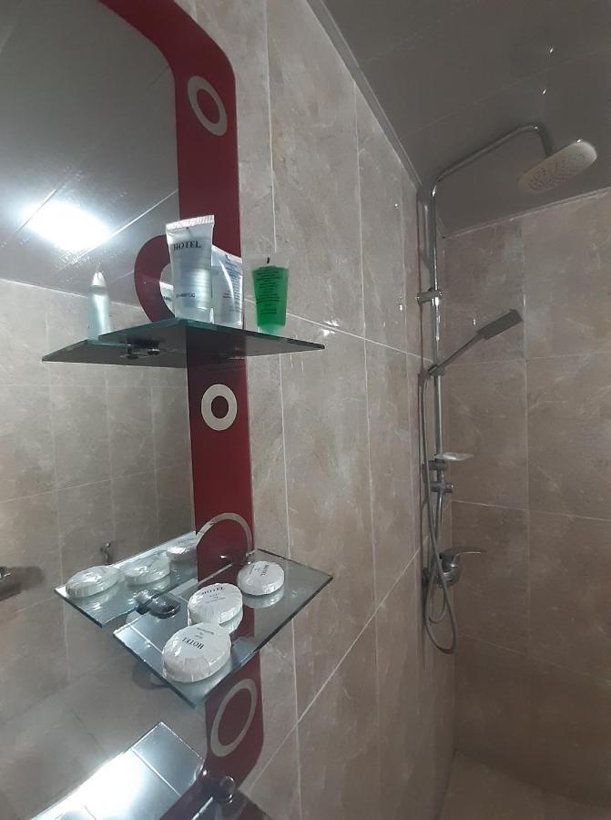 Hotel Selika Руставі Екстер'єр фото