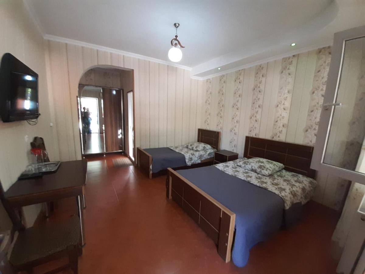 Hotel Selika Руставі Екстер'єр фото