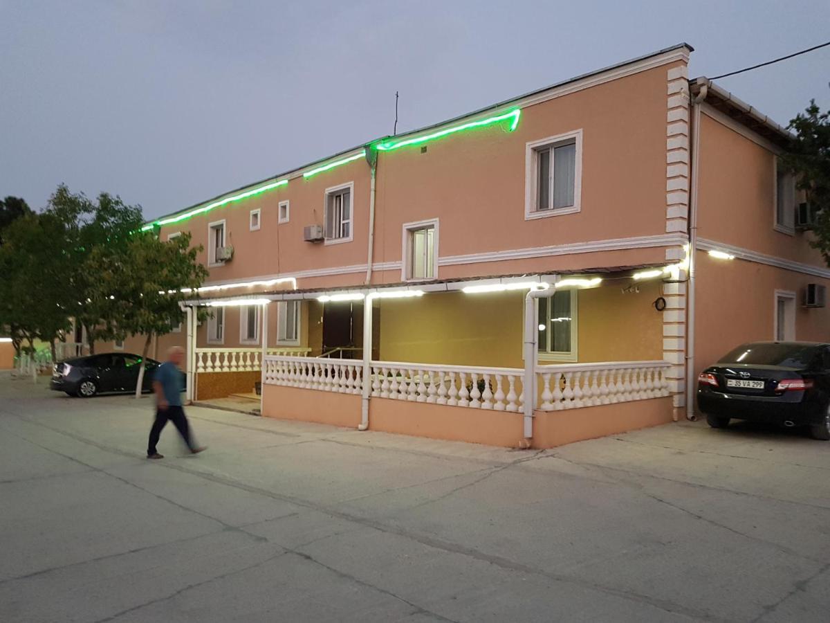 Hotel Selika Руставі Екстер'єр фото