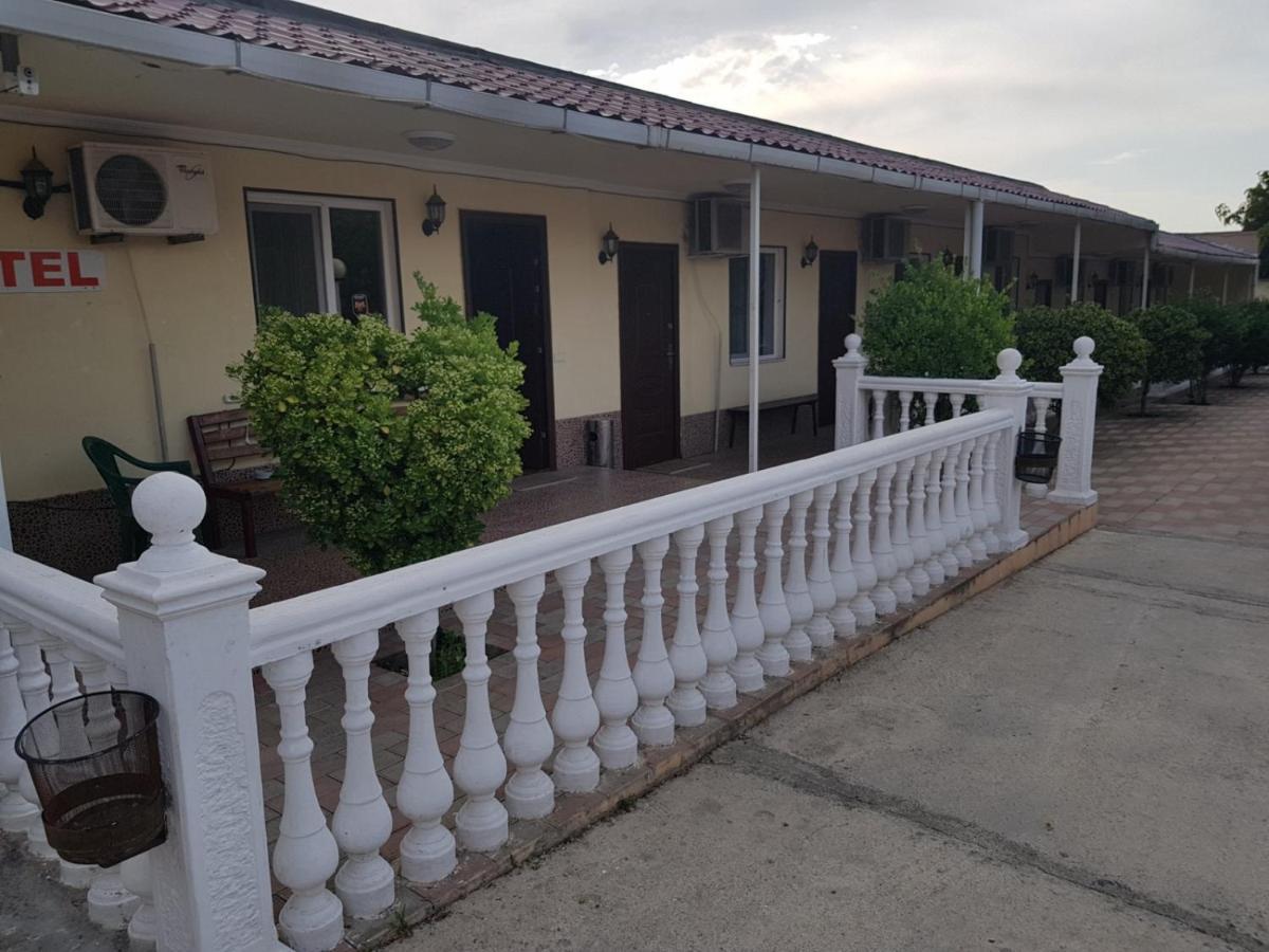Hotel Selika Руставі Екстер'єр фото