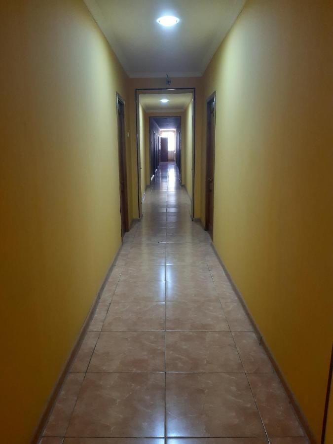 Hotel Selika Руставі Екстер'єр фото