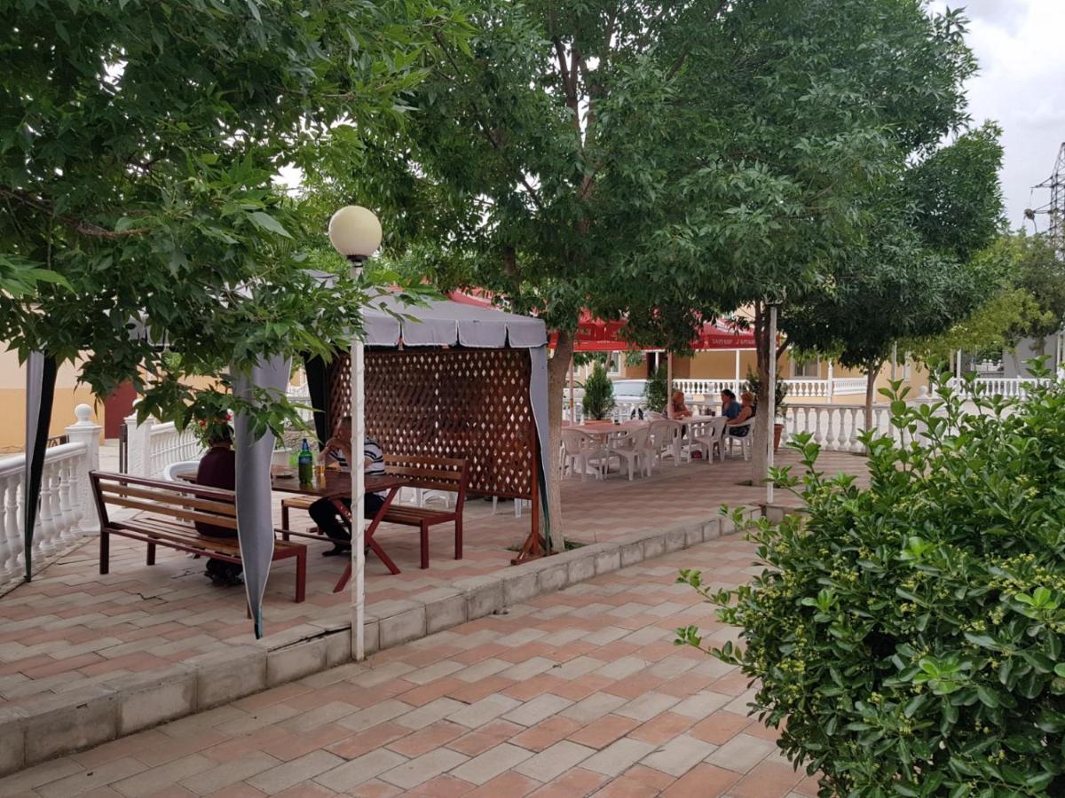 Hotel Selika Руставі Екстер'єр фото